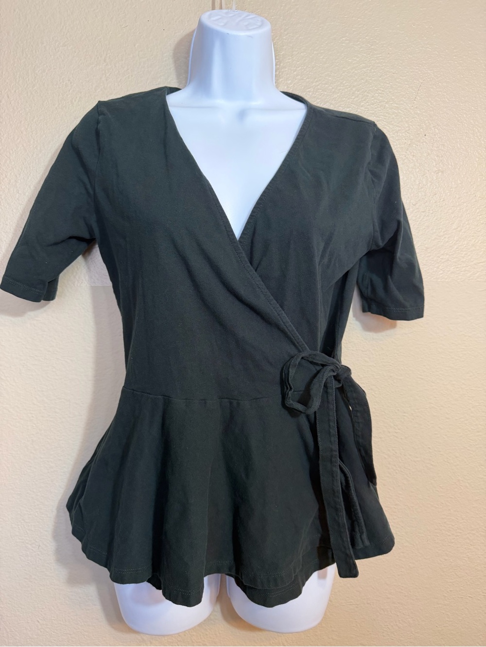 💕Bundle 3 for $20 Loft dark green Wrap Peplum Top with Tie medium